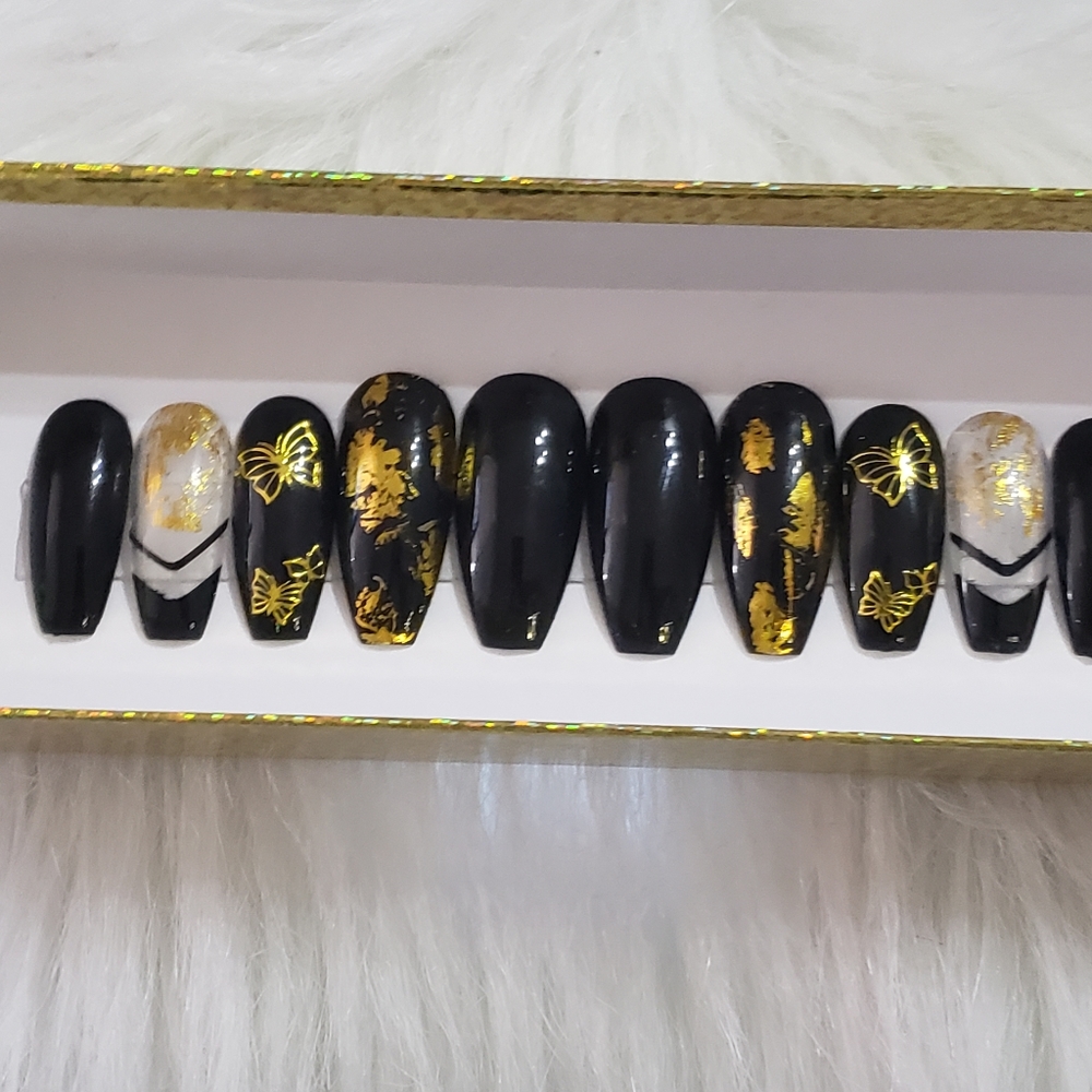 Press-on Nails